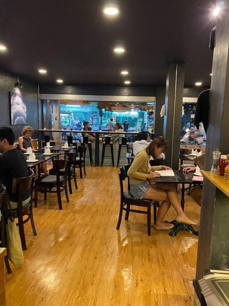 Parvena Hotel Bangkok Eksteriør billede